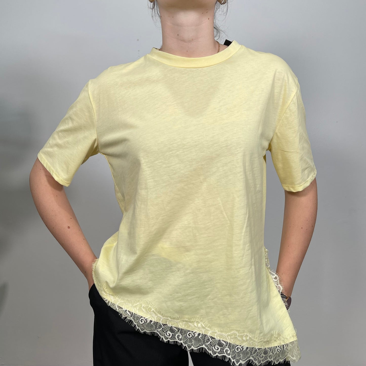 Maglia con pizzo