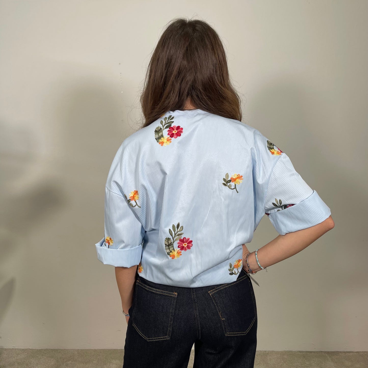 Camicia con fiori